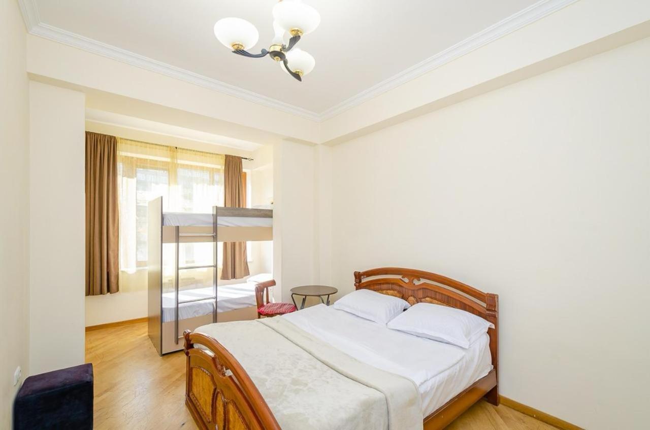Areva Hostel & Apartment يريفان المظهر الخارجي الصورة